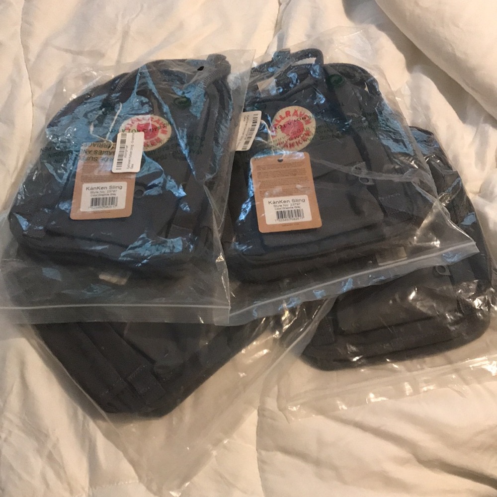 Fjallraven kanken sling bag